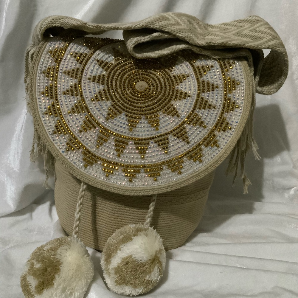 Wayuu crossbody bucket bag with crystals